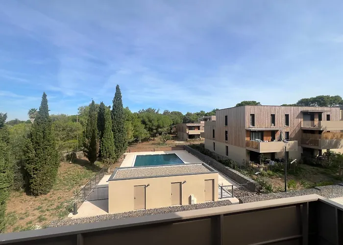 Apartamento Magnifique T2 Avec Piscine Partagée à