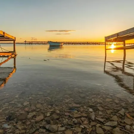 Magnifique T2 Avec Piscine Partagee A